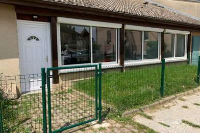 Appartement 3 pièces 745 €