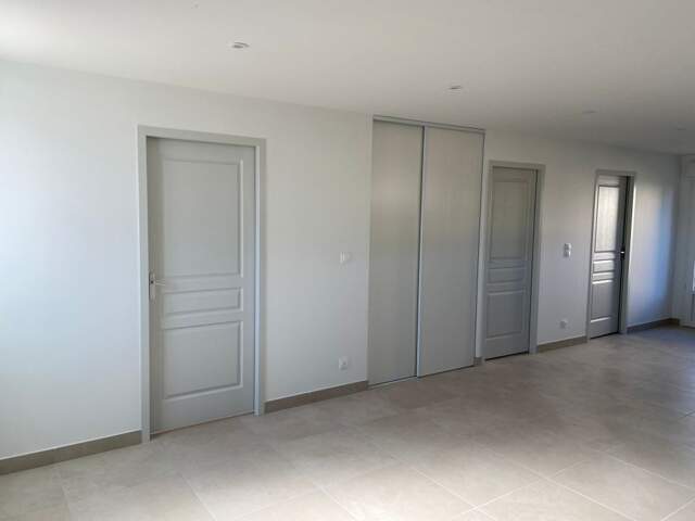 Appartement de 70m2 à louer sur Foix — photo du bien
