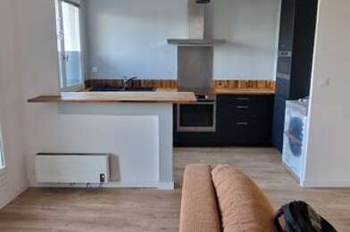 Appartement 2 pièces 890 €