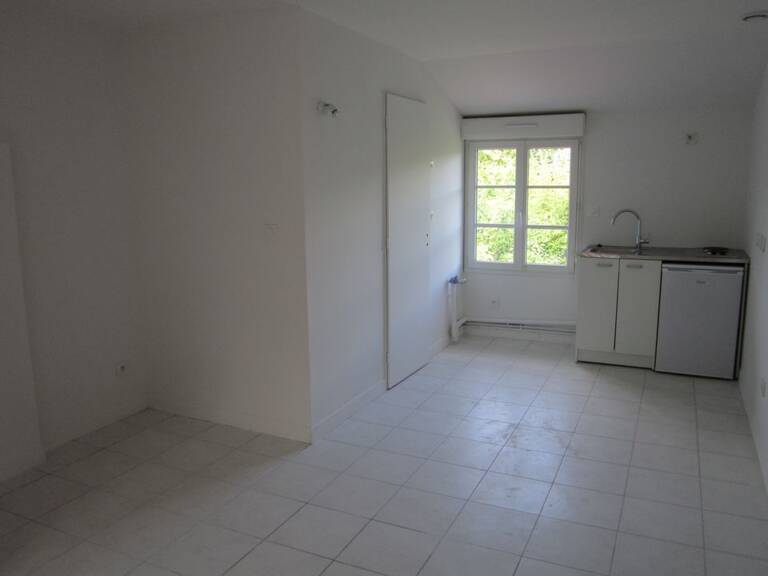 Studio de 27m2 à louer sur Vénissieux — photo 1