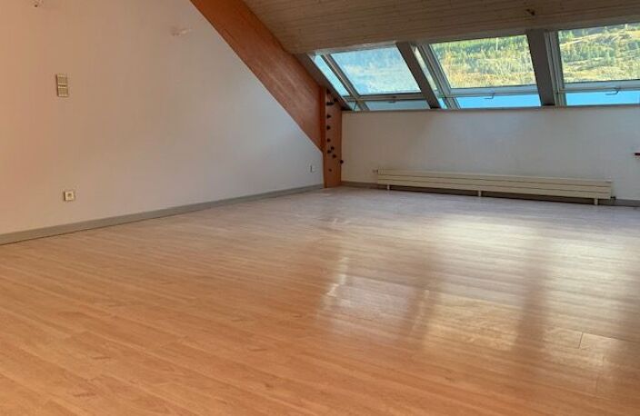 Appartement de 174m2 à louer sur L'Argentière-la-Bessée — photo 3