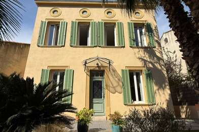Maison 6 pièces 2200 €