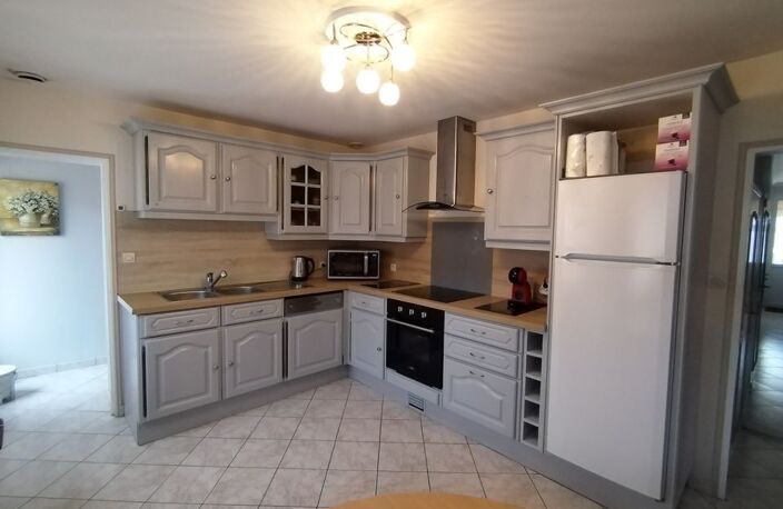 Maison de 180m2 à louer sur Villaines-sous-Lucé — photo 5