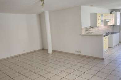 Appartement 3 pièces 730 €
