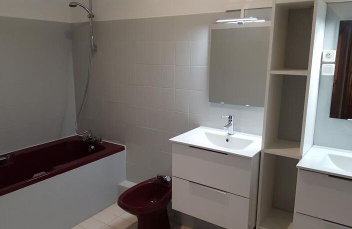 Appartement de 120m2 à louer sur Saint-Étienne — photo 4