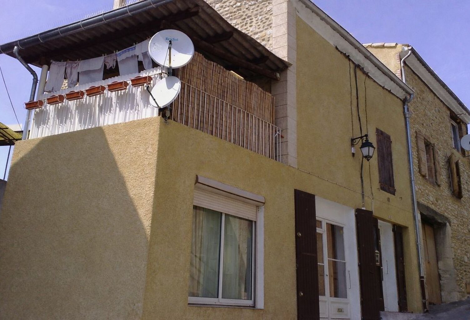 Maison de 110m2 à louer sur La Brillanne — photo 1