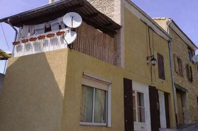Maison 6 pièces 1090 €