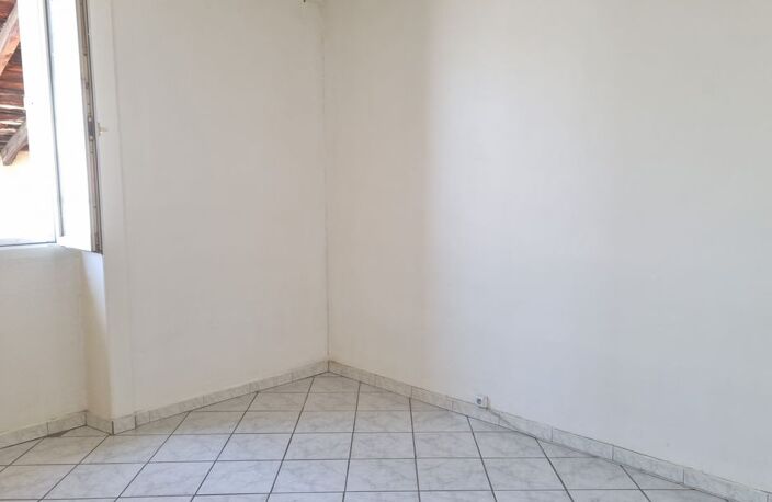 Appartement de 54m2 à louer sur Saint-Chamond — photo 3
