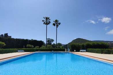 Appartement 1 pièces 900 €