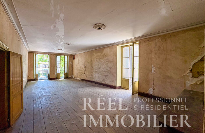 Immeuble de caractère de 472 m² - Coeur de Vic-Fezensac — photo 2