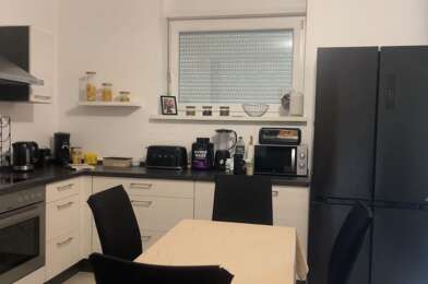 Appartement 4 pièces 725 €