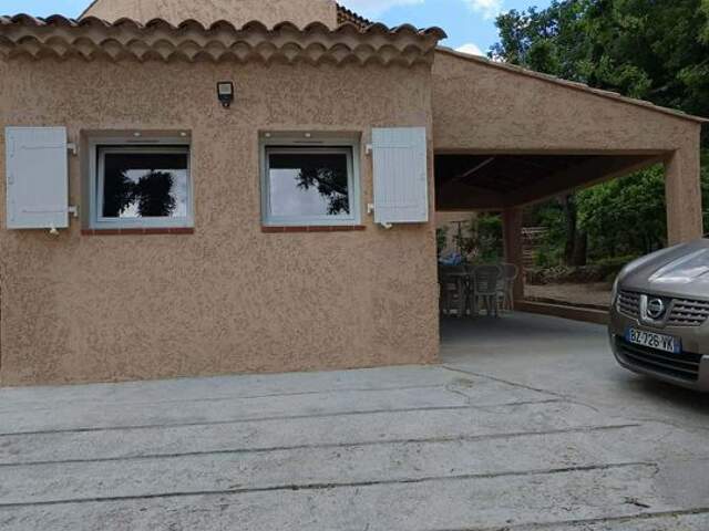 Studio de 35m2 à louer sur Châteauneuf-le-Rouge — photo du bien