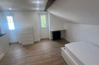 Appartement 1 pièces 670 €