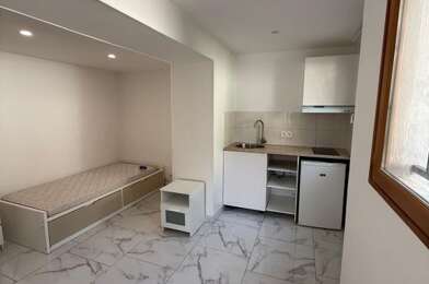 Appartement 1 pièces 700 €
