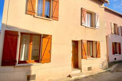 Maison 5 pièces 2500 €