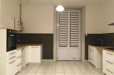 Appartement 3 pièces 836 €