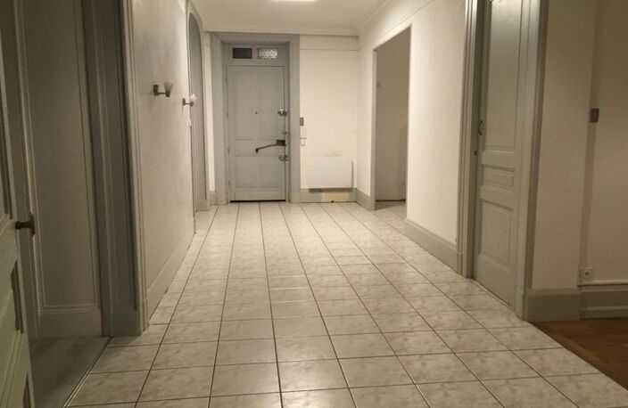 Appartement de 91m2 à louer sur Rive-de-Gier — photo 4