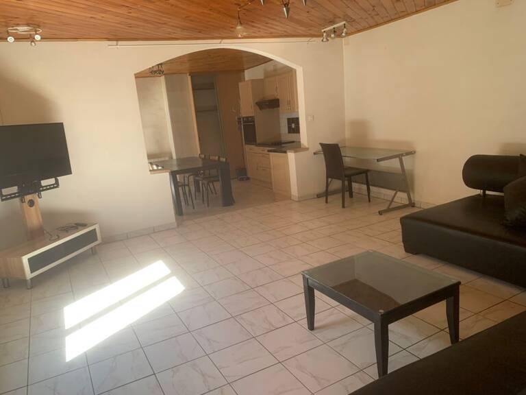 Appartement de 74m2 à louer sur Maron — photo 1