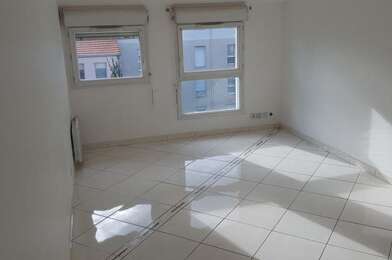 Appartement 3 pièces 1100 €