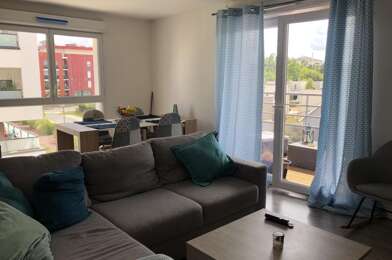 Appartement 3 pièces 815 €