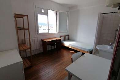 Appartement 1 pièces 375 €