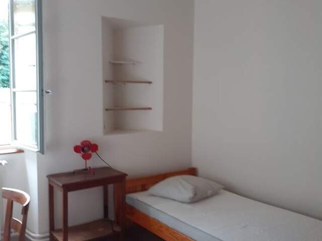 Chambre de 10m2 à louer sur Saint-Didier-au-Mont-d'Or — photo du bien