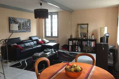 Appartement 5 pièces 940 €