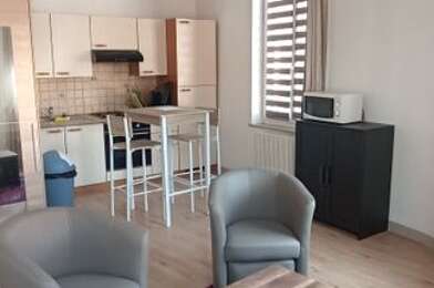Appartement 1 pièces 460 €