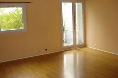 Appartement 2 pièces 830 €