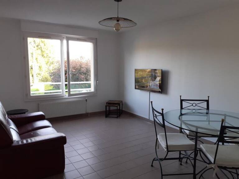 Appartement de 58m2 à louer sur Poule-les-Écharmeaux — photo 1