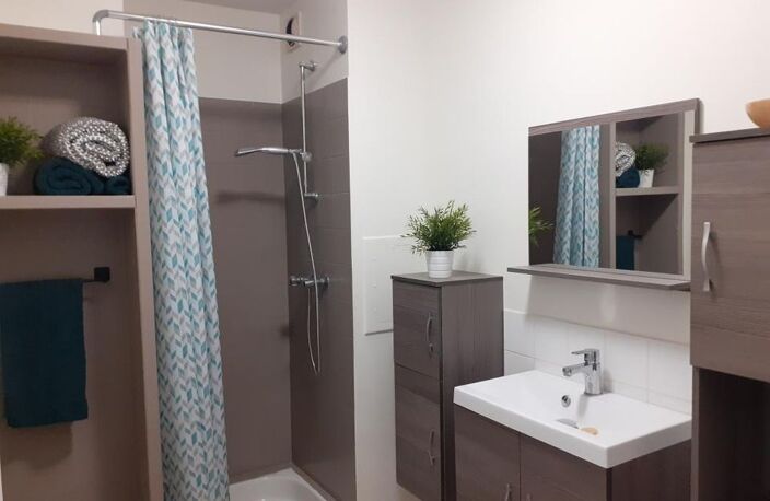 Appartement de 58m2 à louer sur Poule-les-Écharmeaux — photo 4