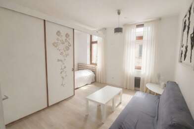 Appartement 1 pièces 700 €