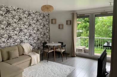 Appartement 1 pièces 860 €