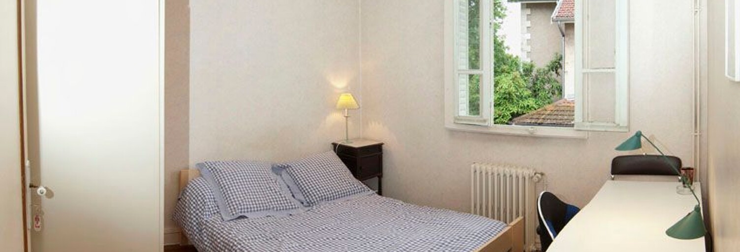 Appartement 1 Pièce 9 m² à louer à Bourg-en-Bresse (01000)