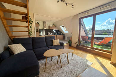 Appartement 3 pièces 838 €