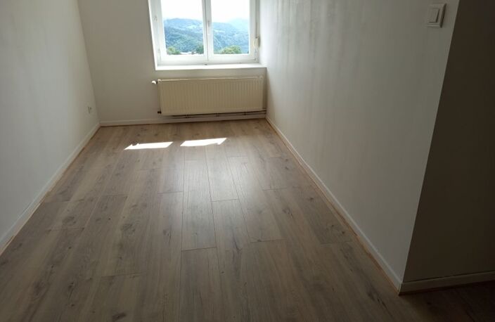 Appartement de 94m2 à louer sur Montfaucon — photo 5