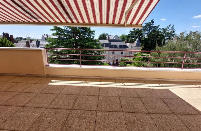 Appartement de 102m2 à louer sur Cholet — photo 3
