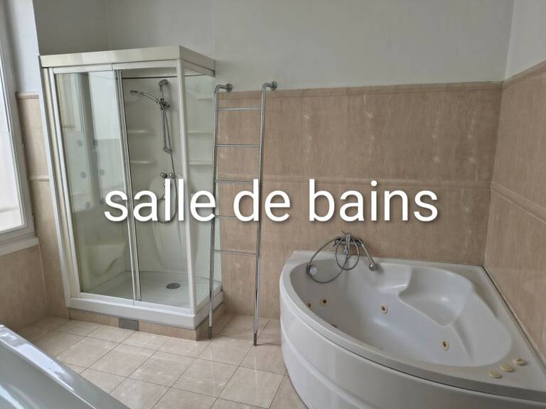 Appartement de 116m2 à louer sur Lyon 02 — photo 1