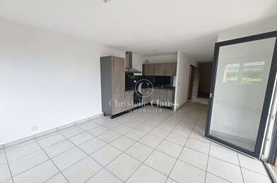 Appartement 3 pièces 977 €