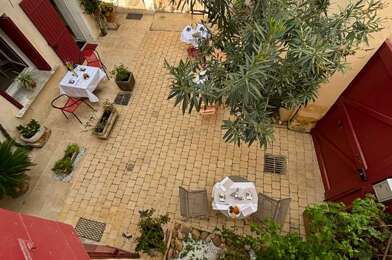 Appartement 6 pièces 1350 €