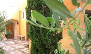 Maison 4 Pièces 100 m² à louer à Saint-Cézaire-sur-Siagne (06530)