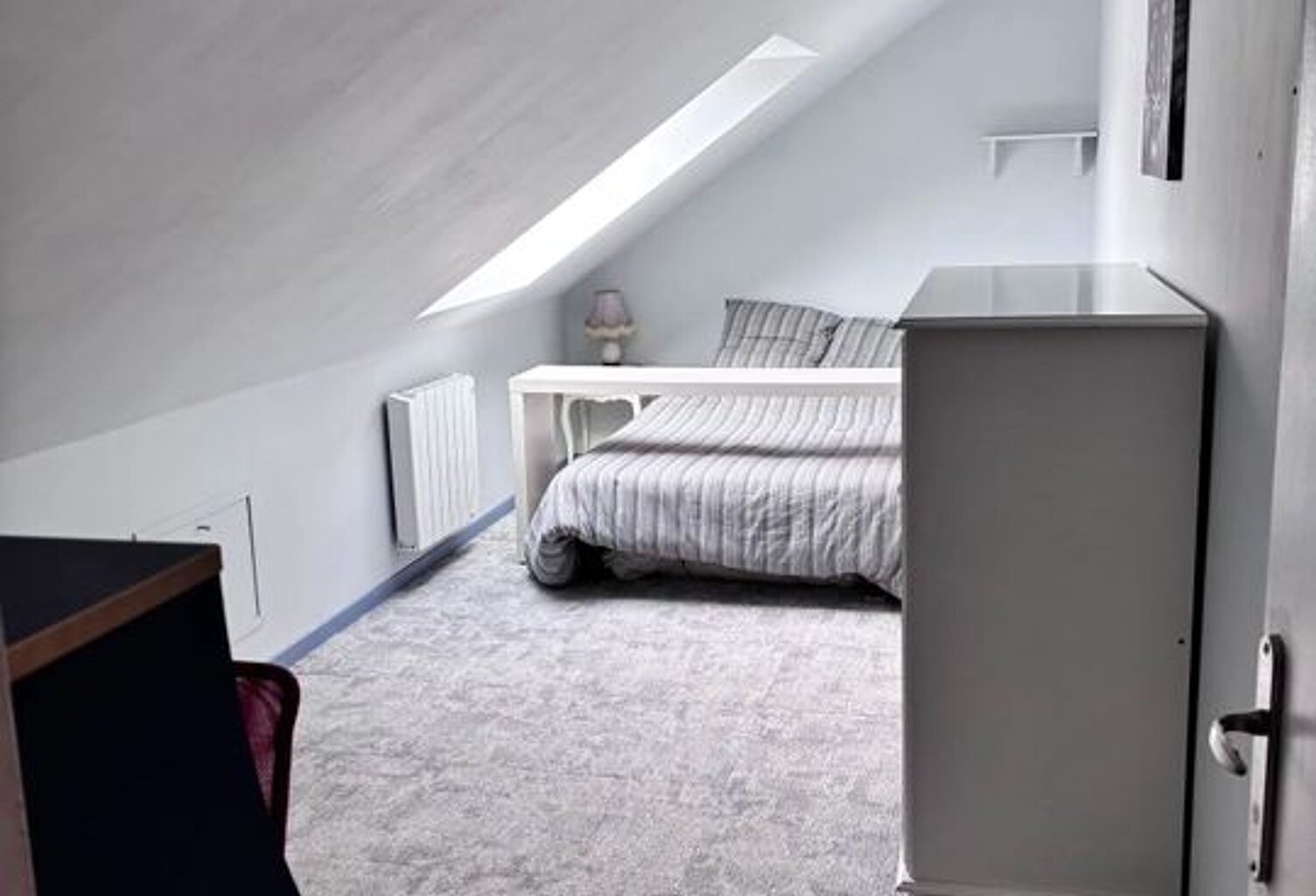 Chambre de 9m2 à louer sur Cerny — photo 1