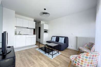 Appartement 1 pièces 790 €