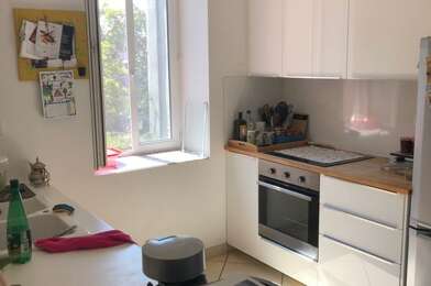 Appartement 3 pièces 870 €