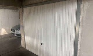 Garage   m² à louer à Marseille 10 (13010)