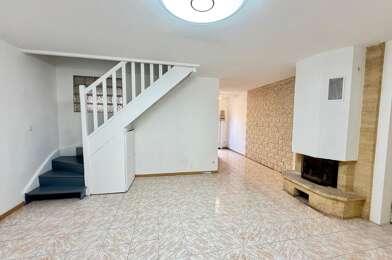 Maison 6 pièces 1750 €
