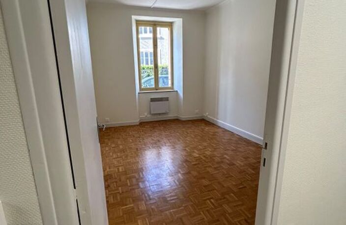 Appartement de 35m2 à louer sur Villeneuve-sur-Yonne — photo 2