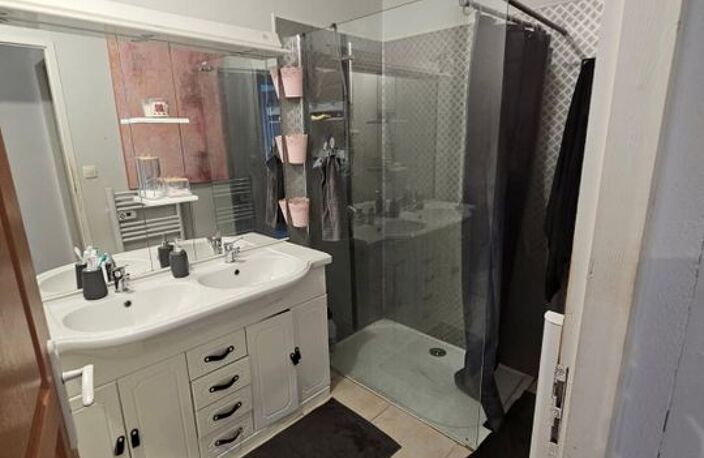 Maison de 100m2 à louer sur Barjac — photo 2