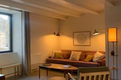 Appartement 3 pièces 670 €