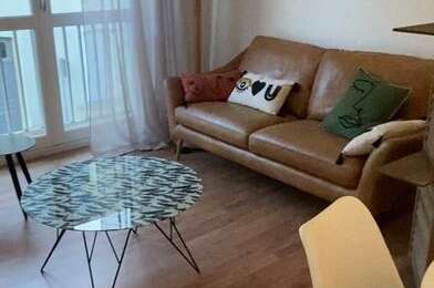 Appartement 2 pièces 700 €